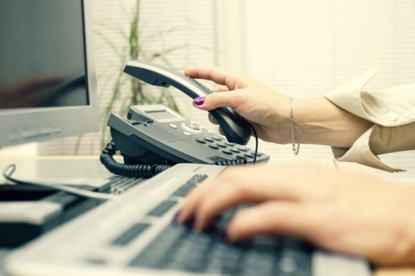 telephone_ordinateur-1024x684 telephone_ordinateur-1024x684